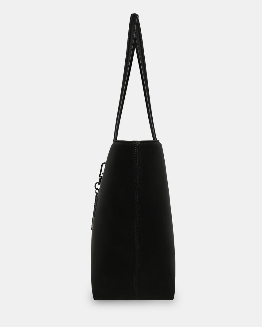 BLESSIN BLACK - Handbags - Steve Madden Canada