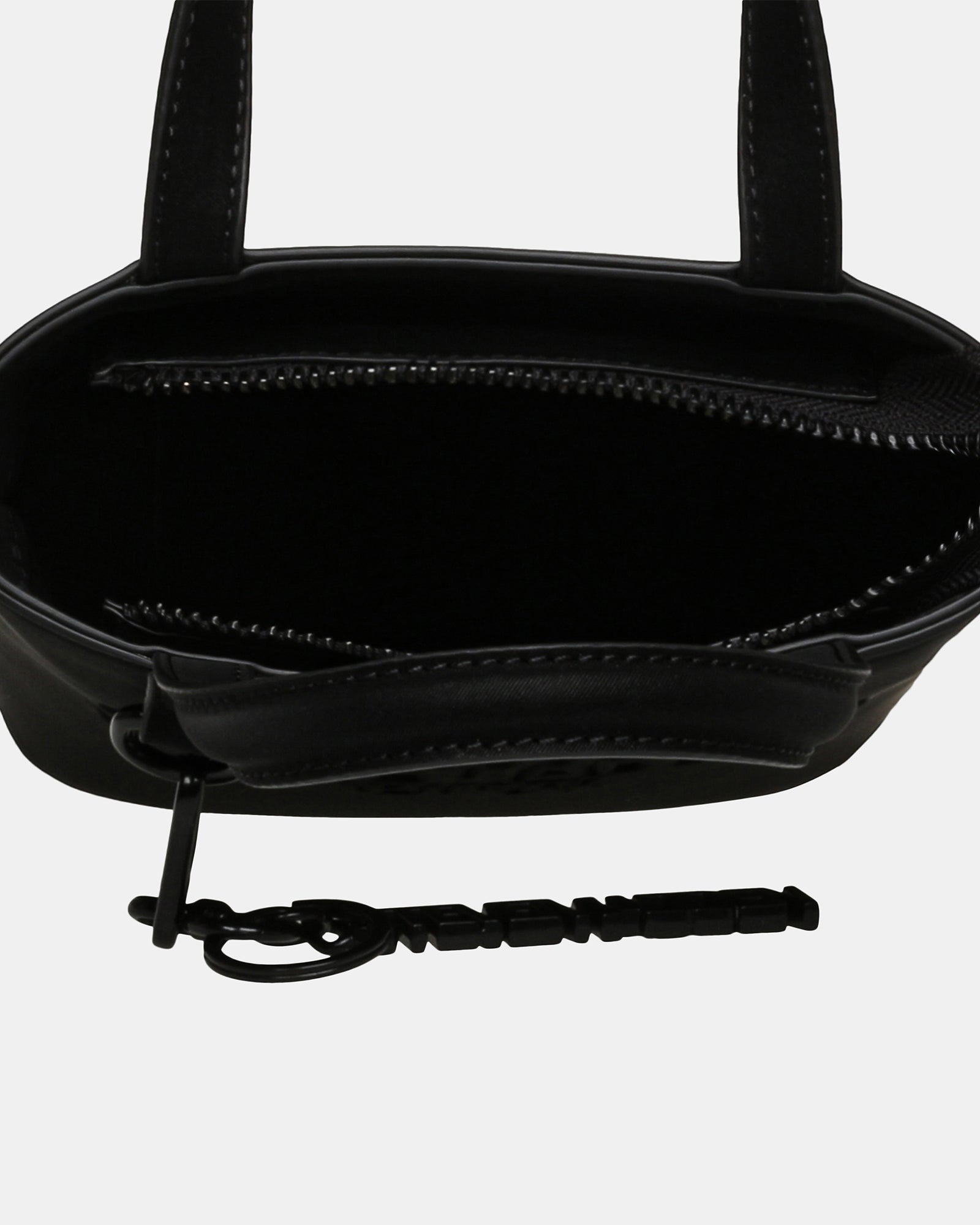 BRIGGY BLACK - Handbags - Steve Madden Canada