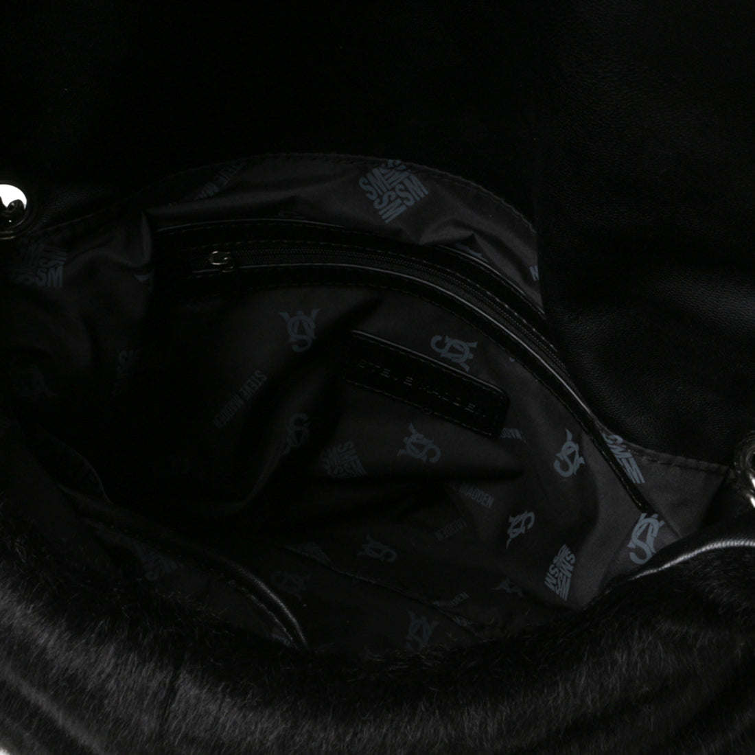 BBRITTA-F BLACK - Handbags - Steve Madden Canada