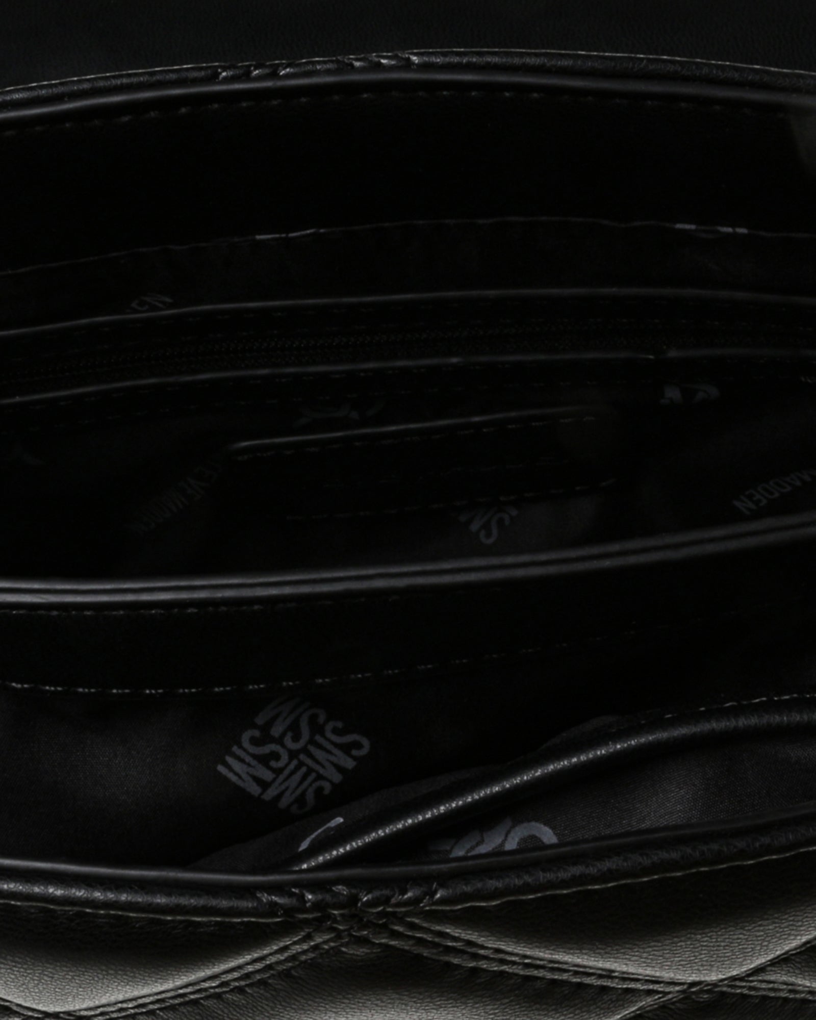 BVOLTURI BLACK SYNTHETIC - Handbags - Steve Madden Canada