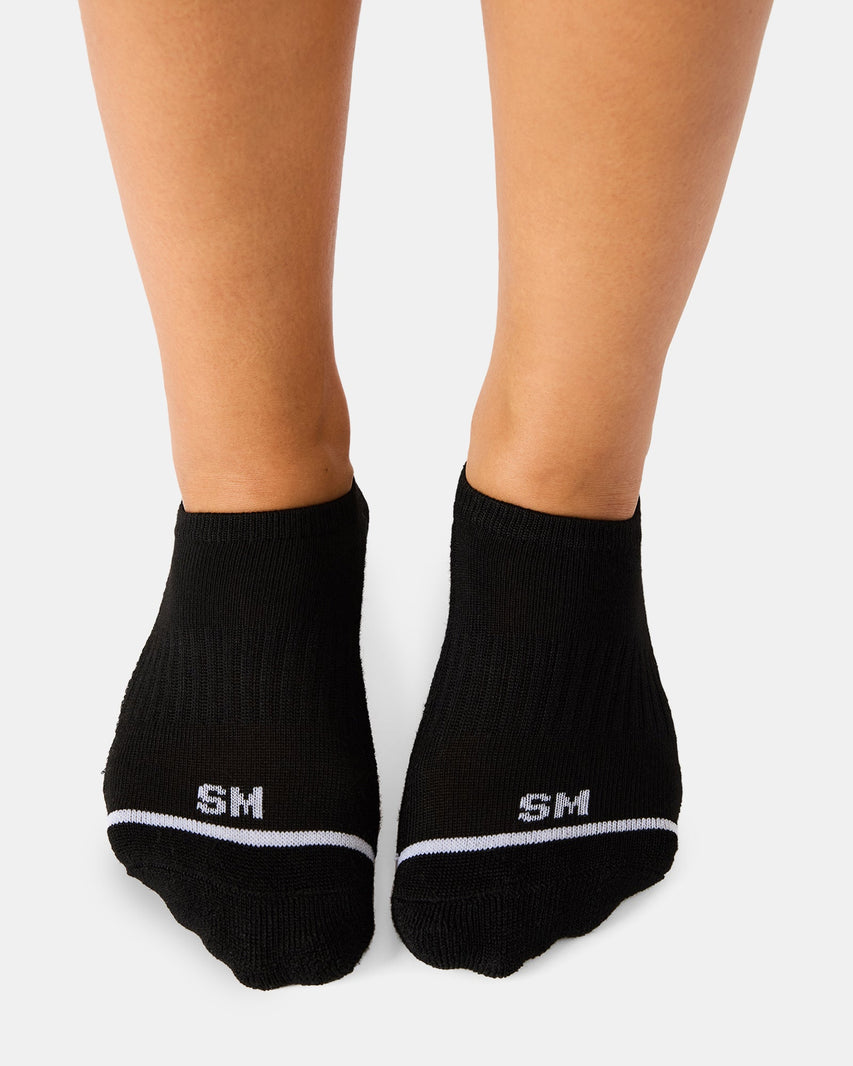 SAMARA SOCKS BLACK - Accessories - Steve Madden Canada