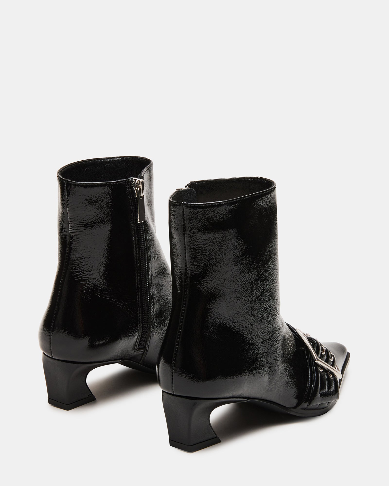 AXTON BLACK PATENT - Women's Shoes - Steve Madden Canada