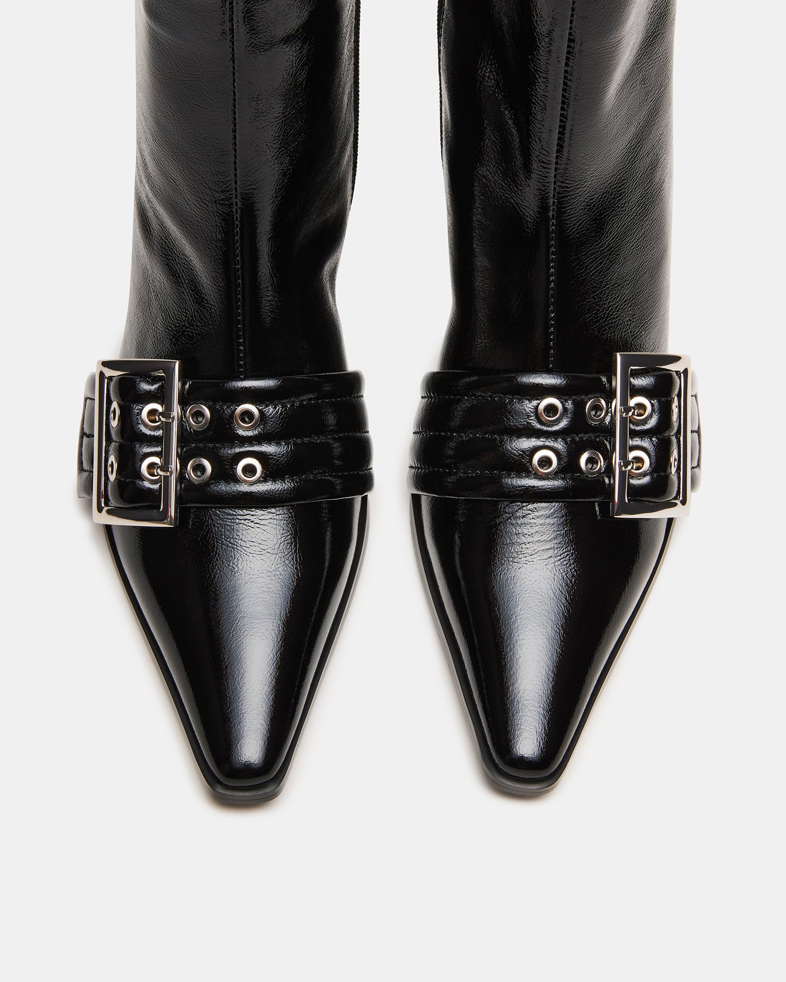 AXTON BLACK PATENT - Women's Shoes - Steve Madden Canada