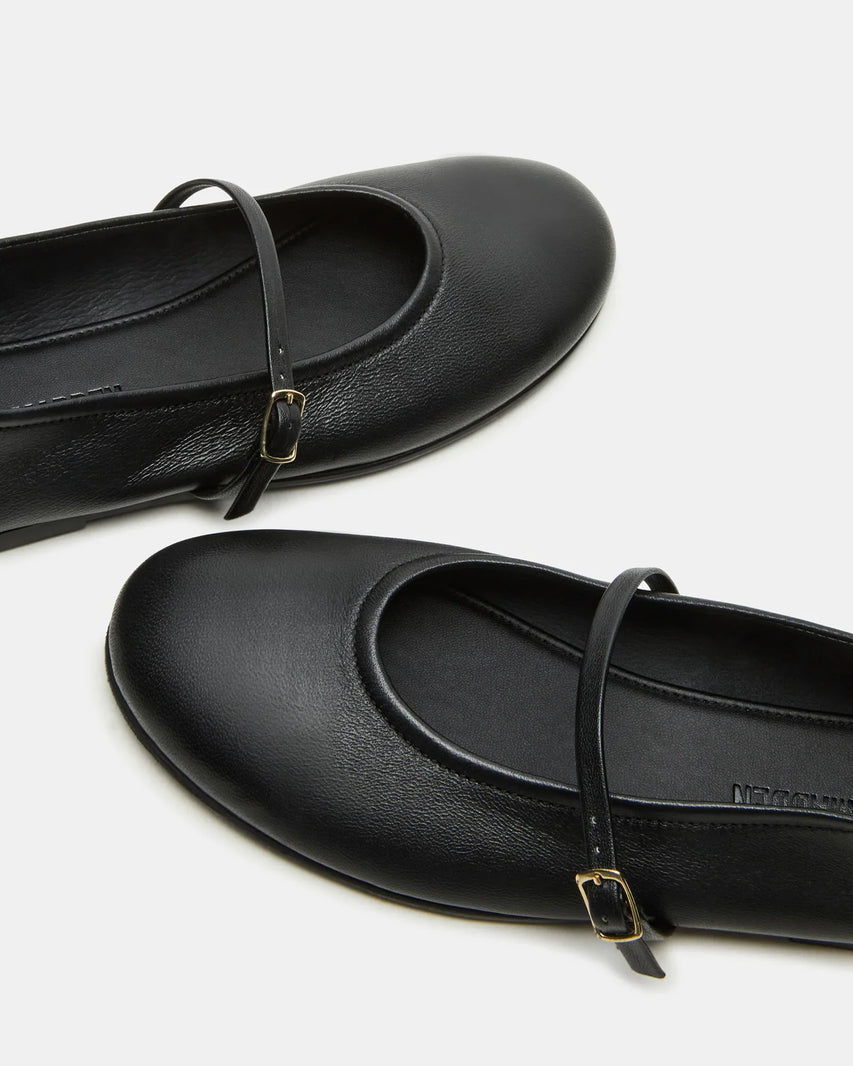 BESETTE BLACK LEATHER - Women's Shoes - Steve Madden Canada