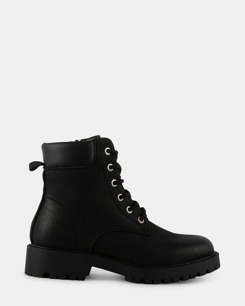 BOOSTER BLACK - Women's Shoes - Steve Madden Canada