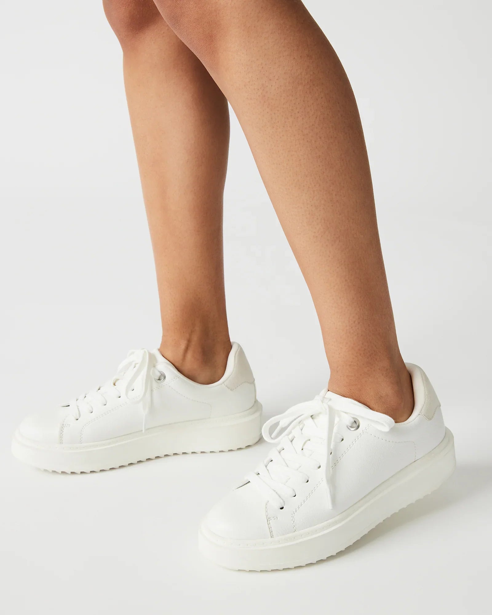 CATCHER WHITE SUEDE - Women's Shoes - Steve Madden Canada