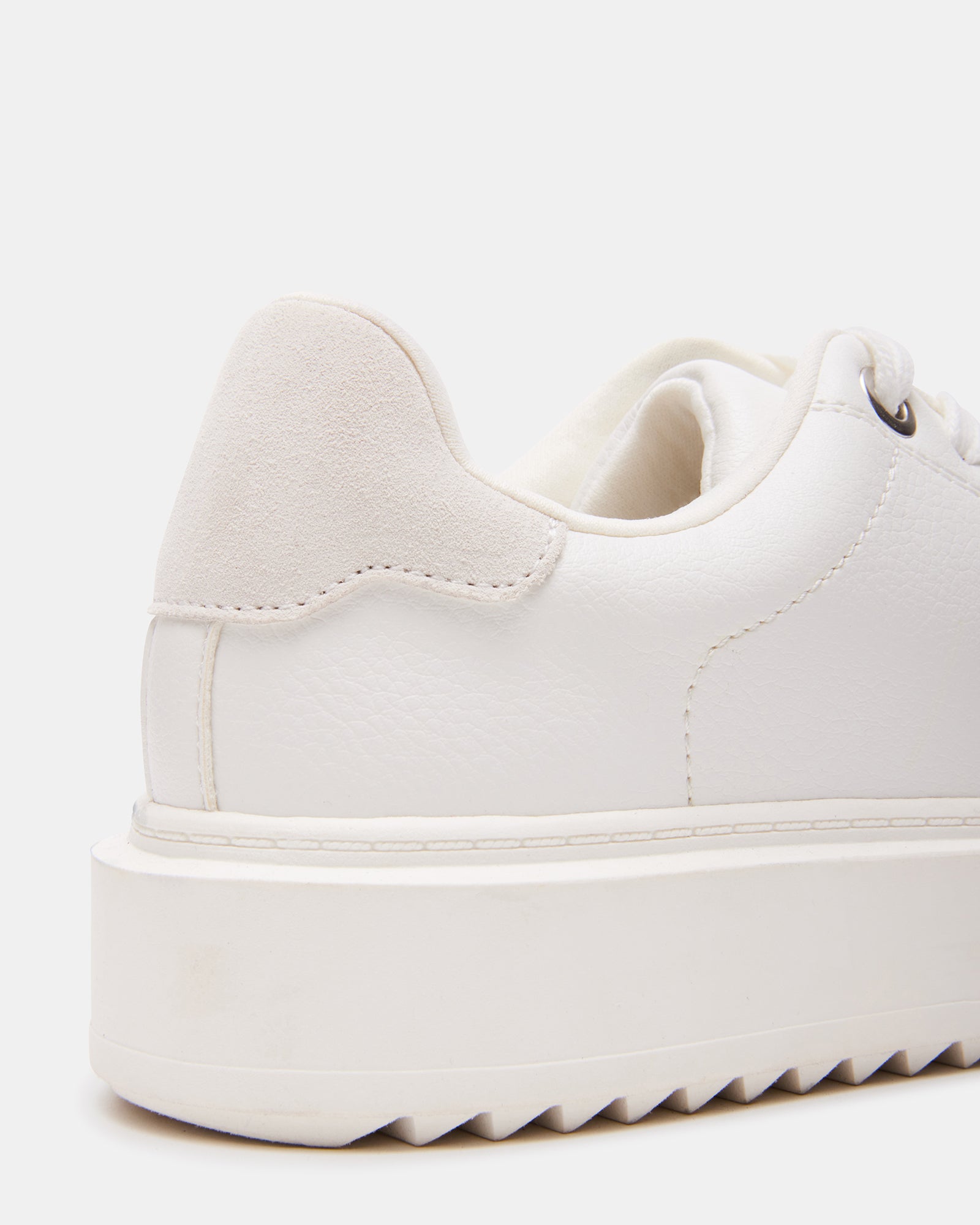 CATCHER WHITE SUEDE - Women's Shoes - Steve Madden Canada
