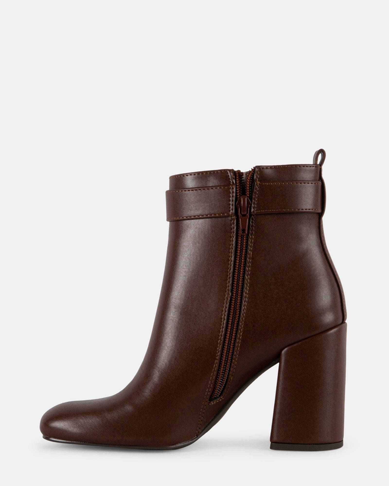CHARITY BROWN - Women's Shoes - Steve Madden Canada