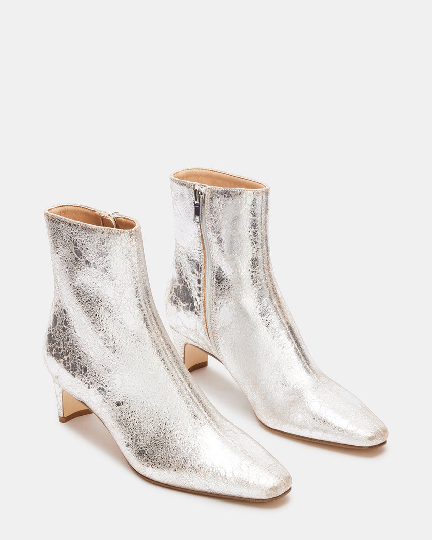 DELVIE SILVER LEATHER - Women's Shoes - Steve Madden Canada