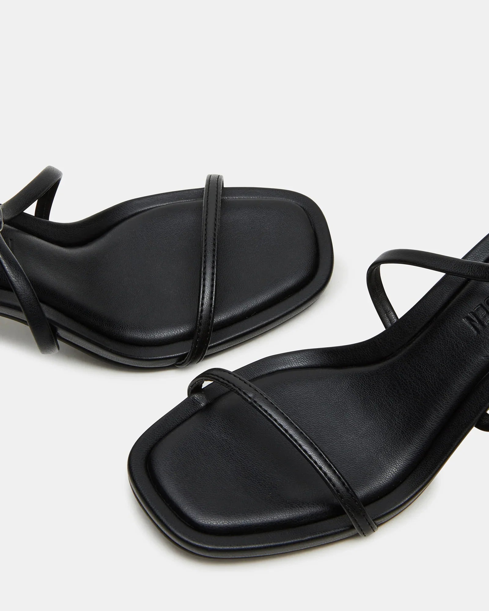 DEMURE BLACK - Women's Shoes - Steve Madden Canada