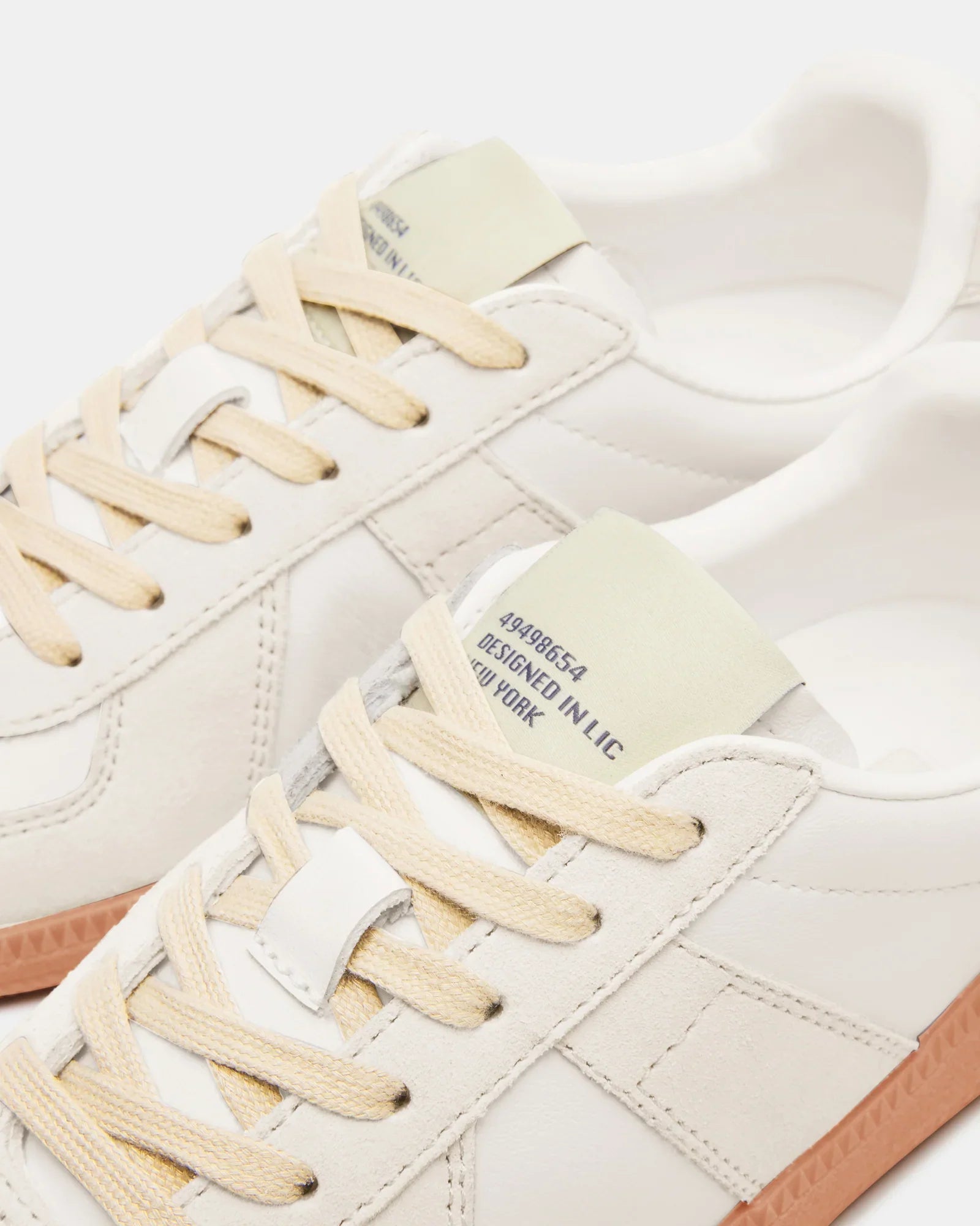 DIXIN WHITE LEATHER - Women's Shoes - Steve Madden Canada
