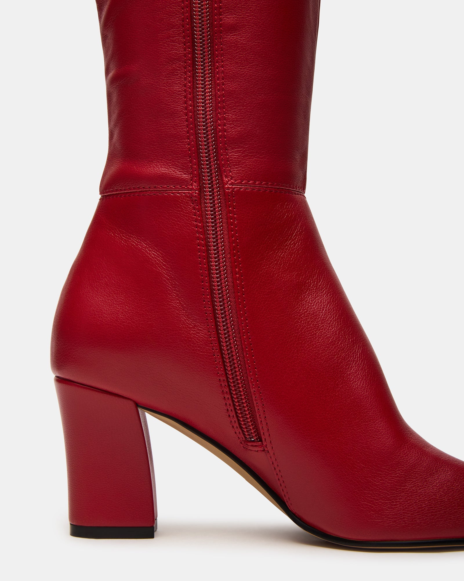 ELLIOT RED - Women's Shoes - Steve Madden Canada