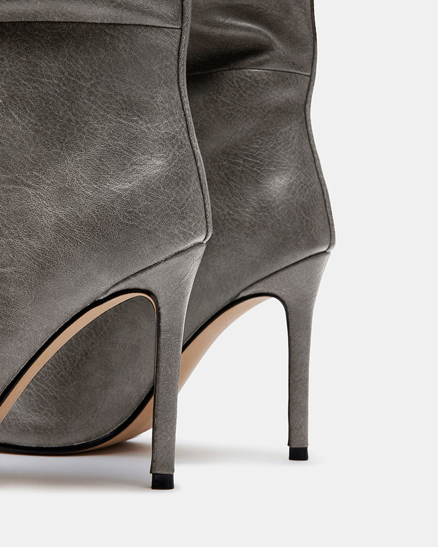 EPIC BLACK - Women's Shoes - Steve Madden Canada