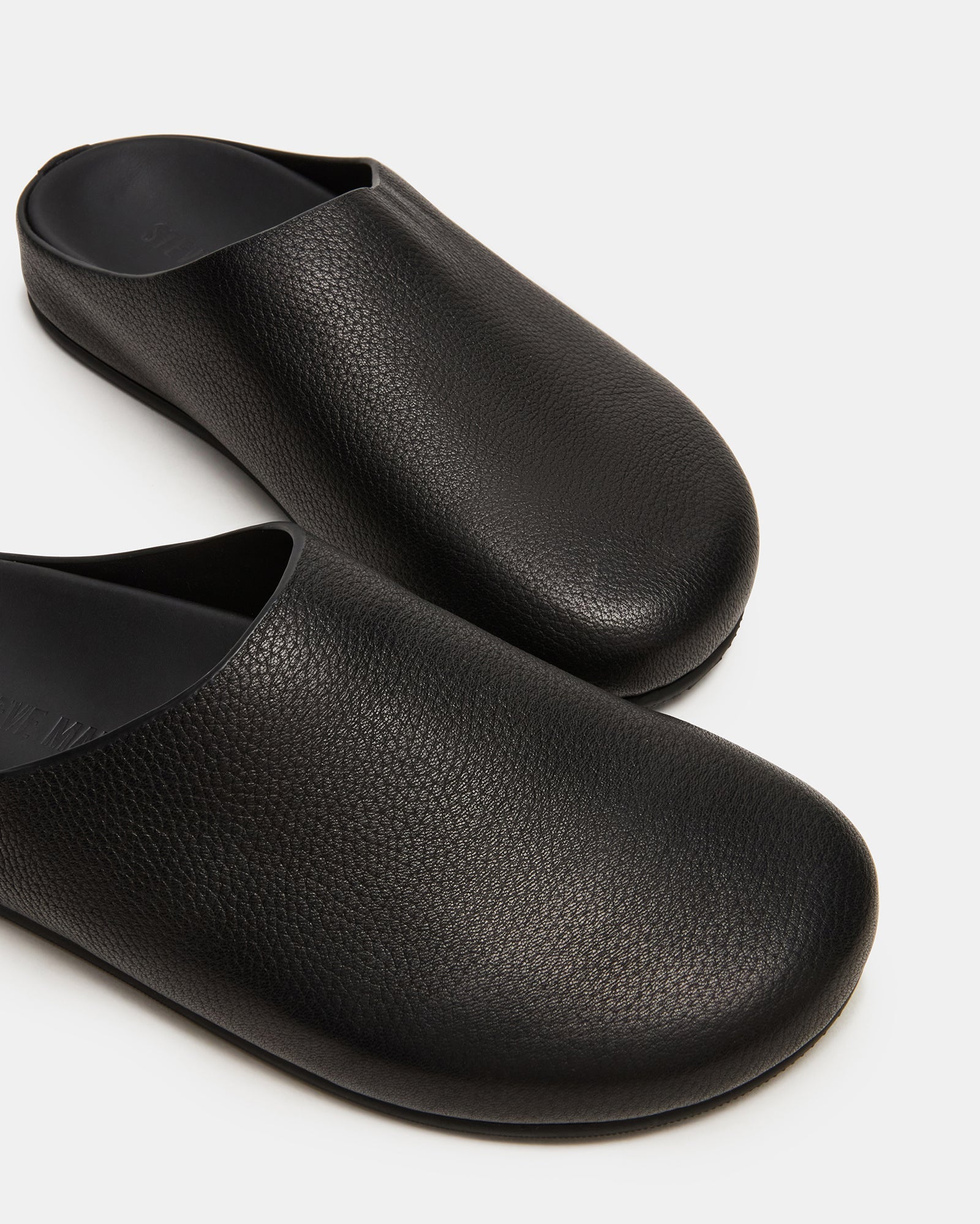 FERN BLACK LEATHER - Women's Shoes - Steve Madden Canada