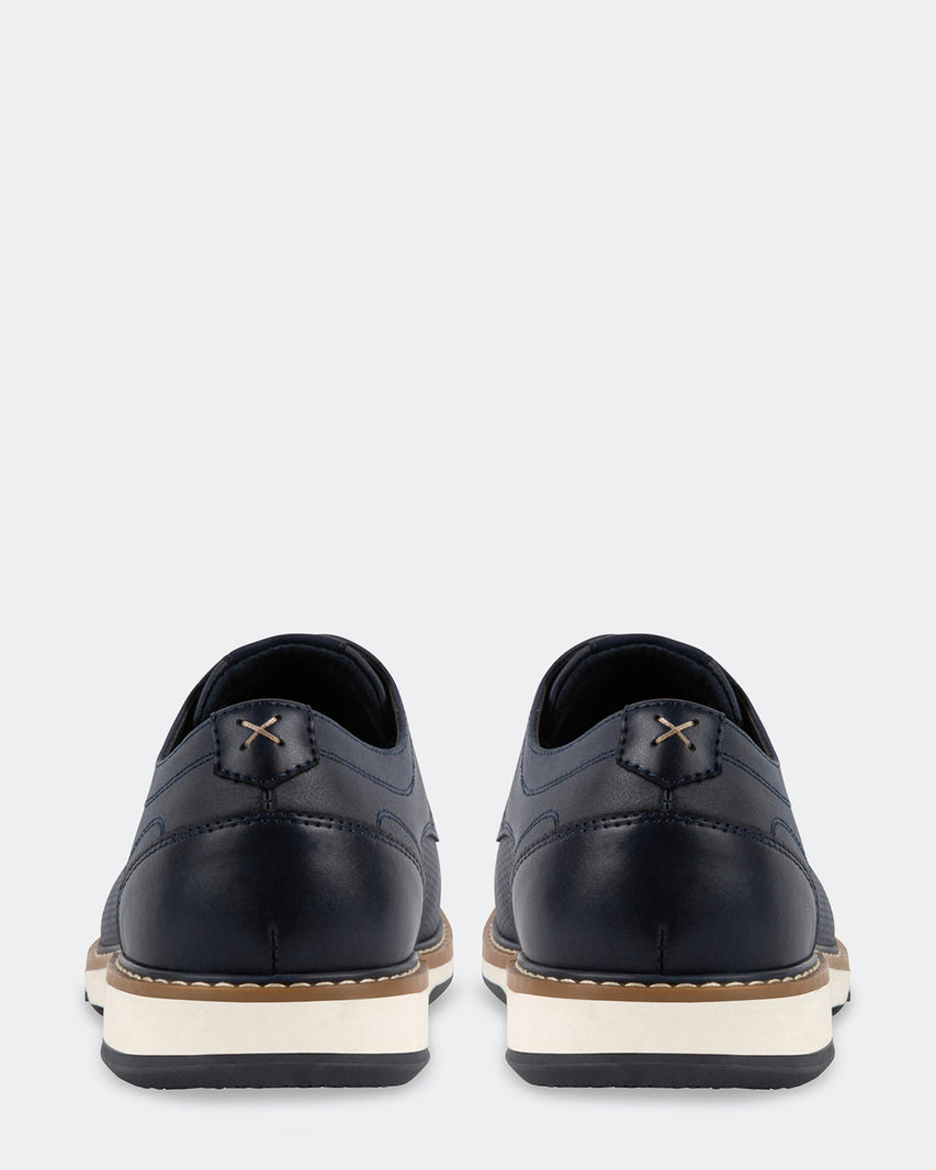 GAELL NAVY - Men's Shoes - Steve Madden Canada