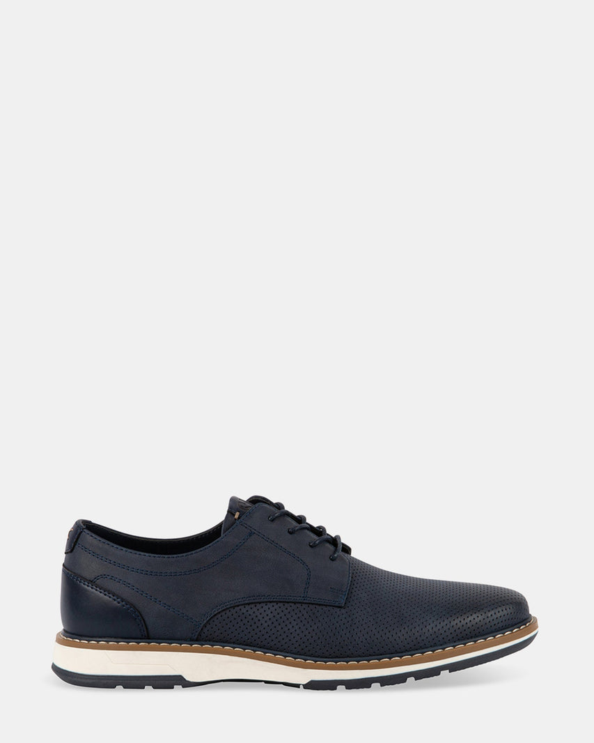 GAELL NAVY - Men's Shoes - Steve Madden Canada
