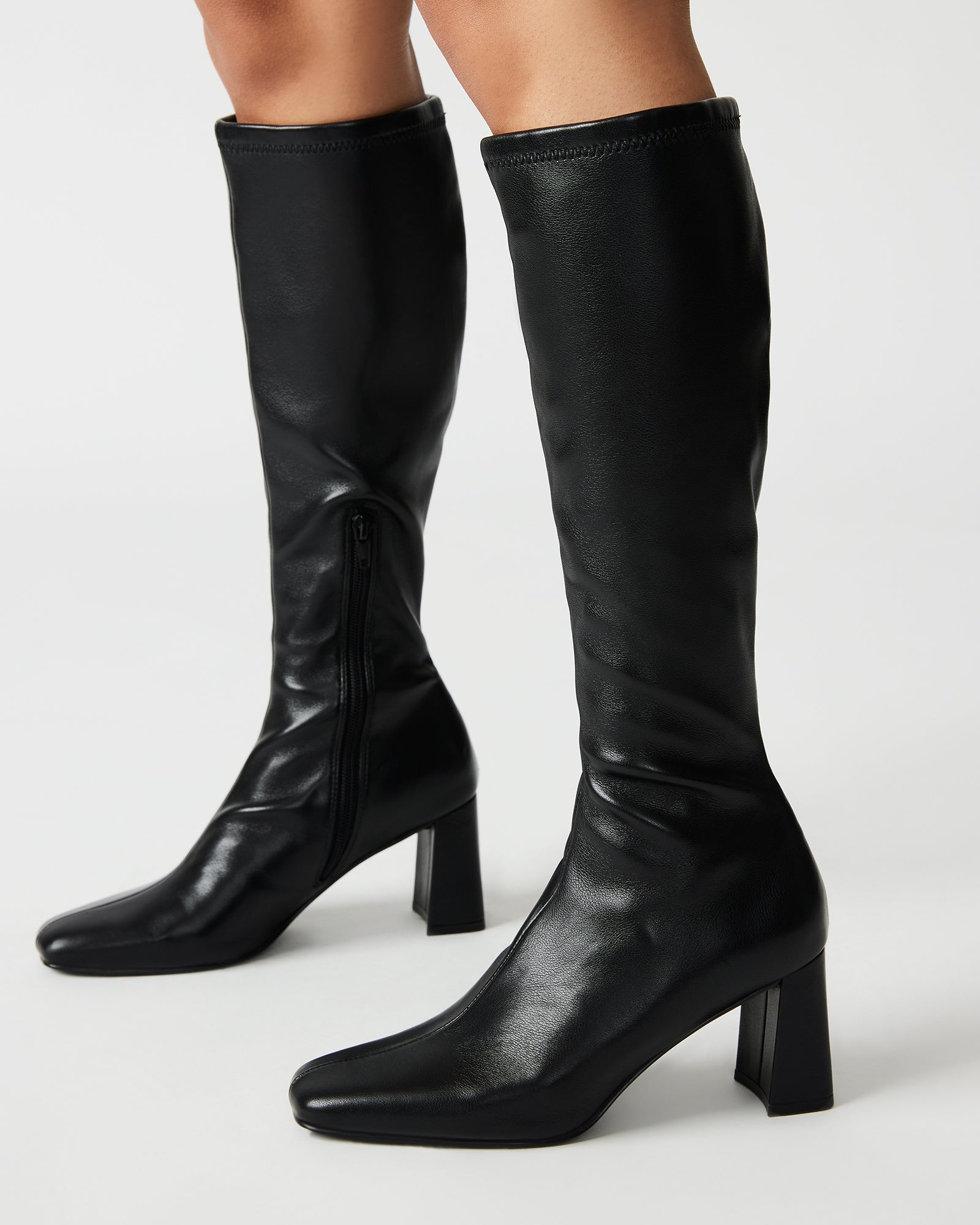 HOLLY BLACK - Women's Shoes - Steve Madden Canada