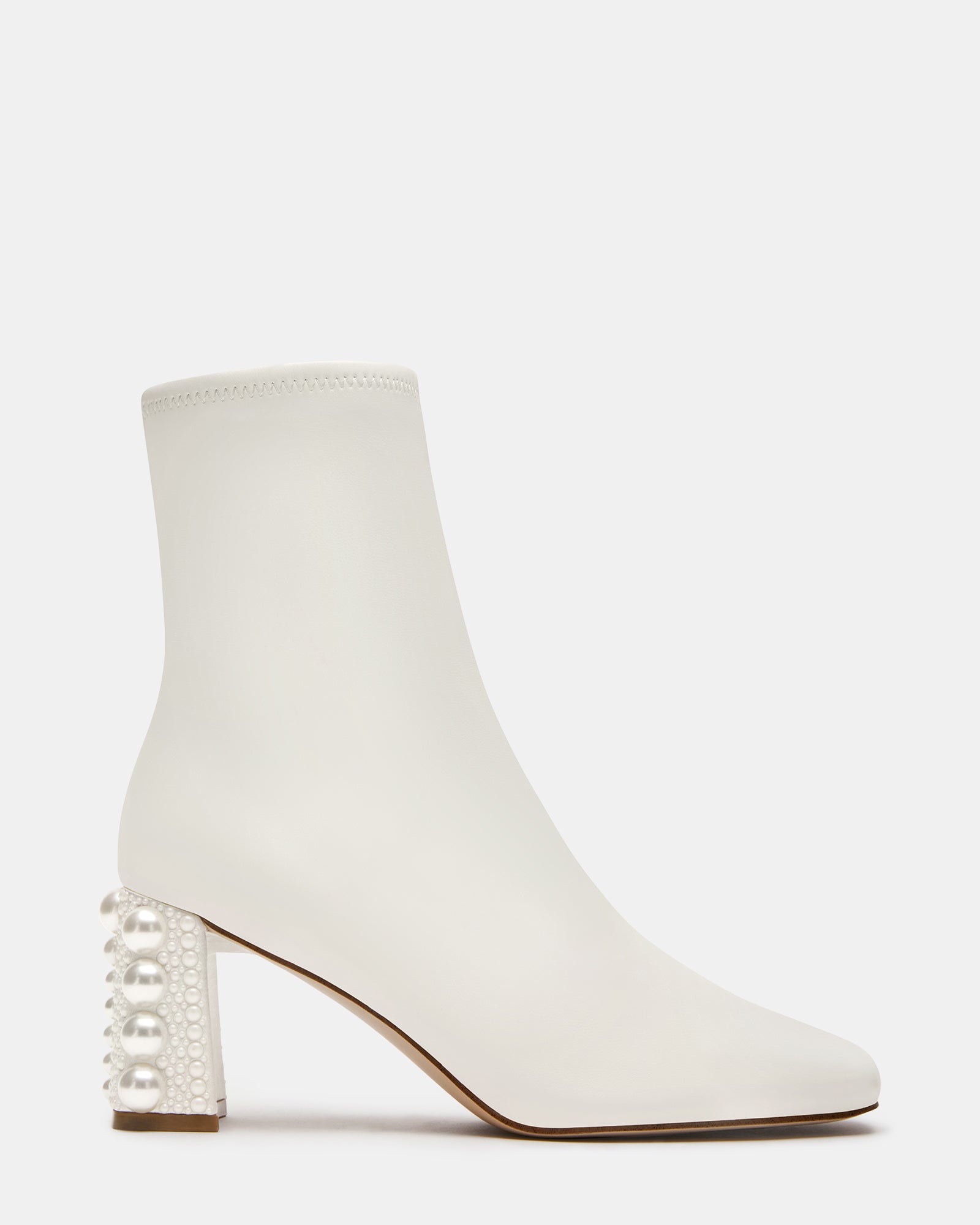 HUSH-P WHITE - Women's Shoes - Steve Madden Canada
