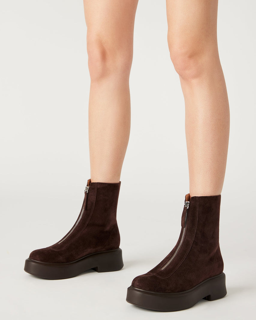 JONES BROWN SUEDE - Women's Shoes - Steve Madden Canada