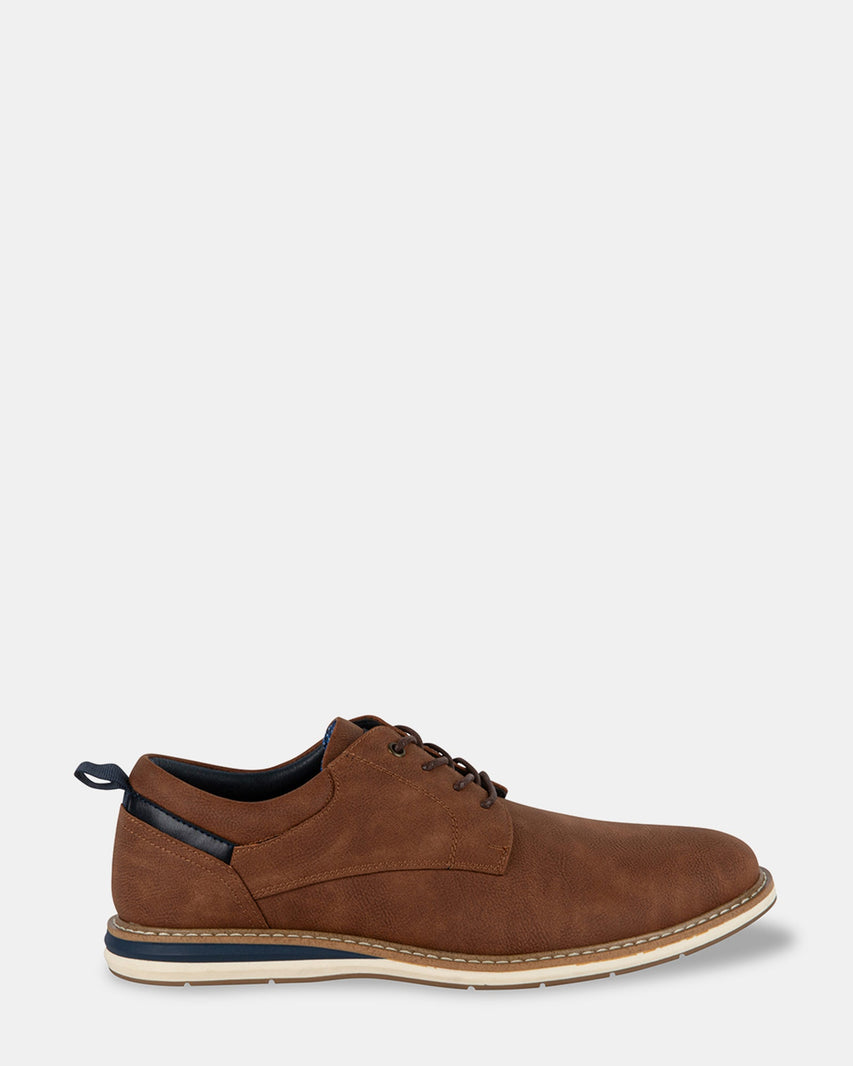 KEVYN TAN NUBUCK - Men's Shoes - Steve Madden Canada
