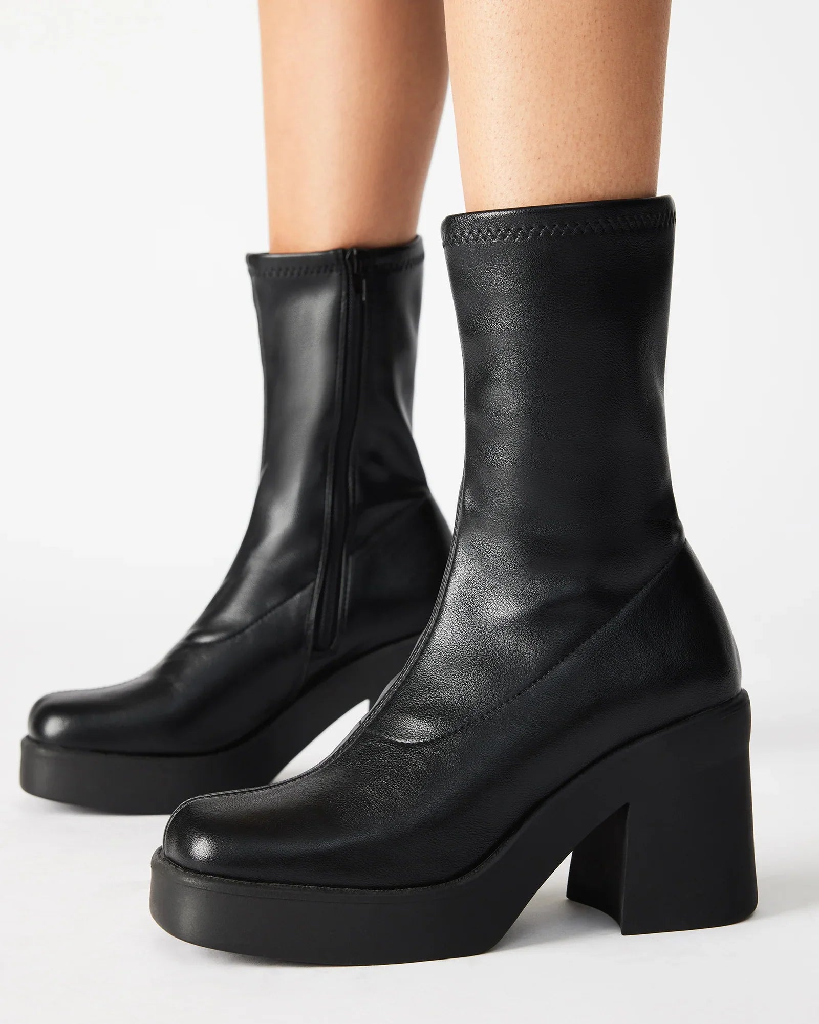 KLAYTON BLACK - Women's Shoes - Steve Madden Canada