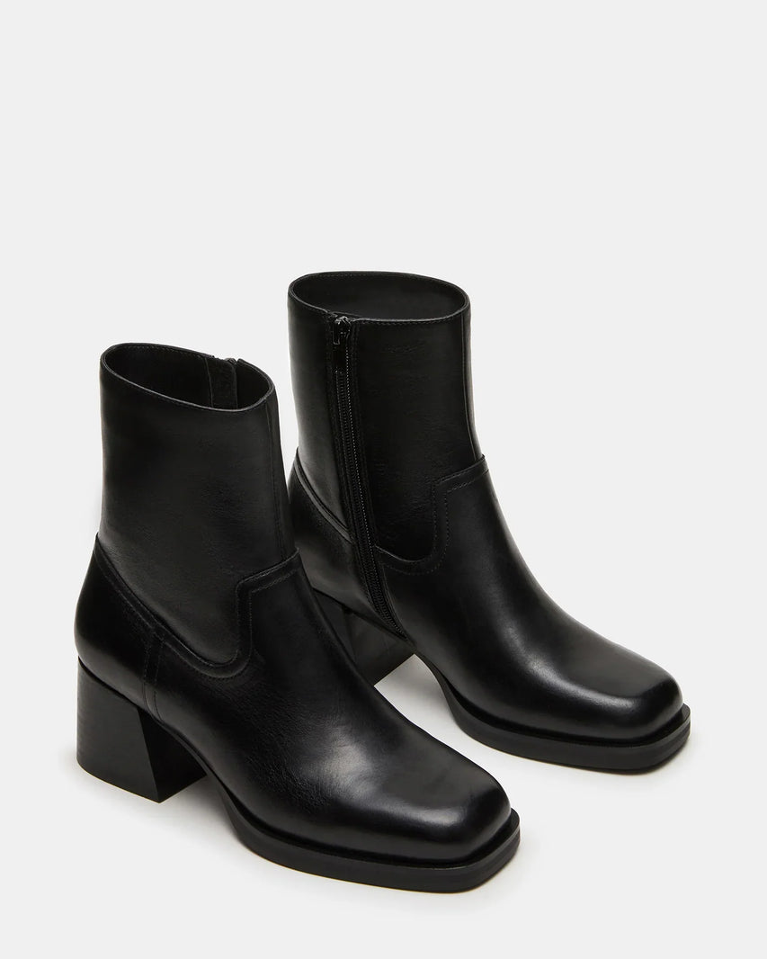 LATCHES BLACK LEATHER - Women's Shoes - Steve Madden Canada