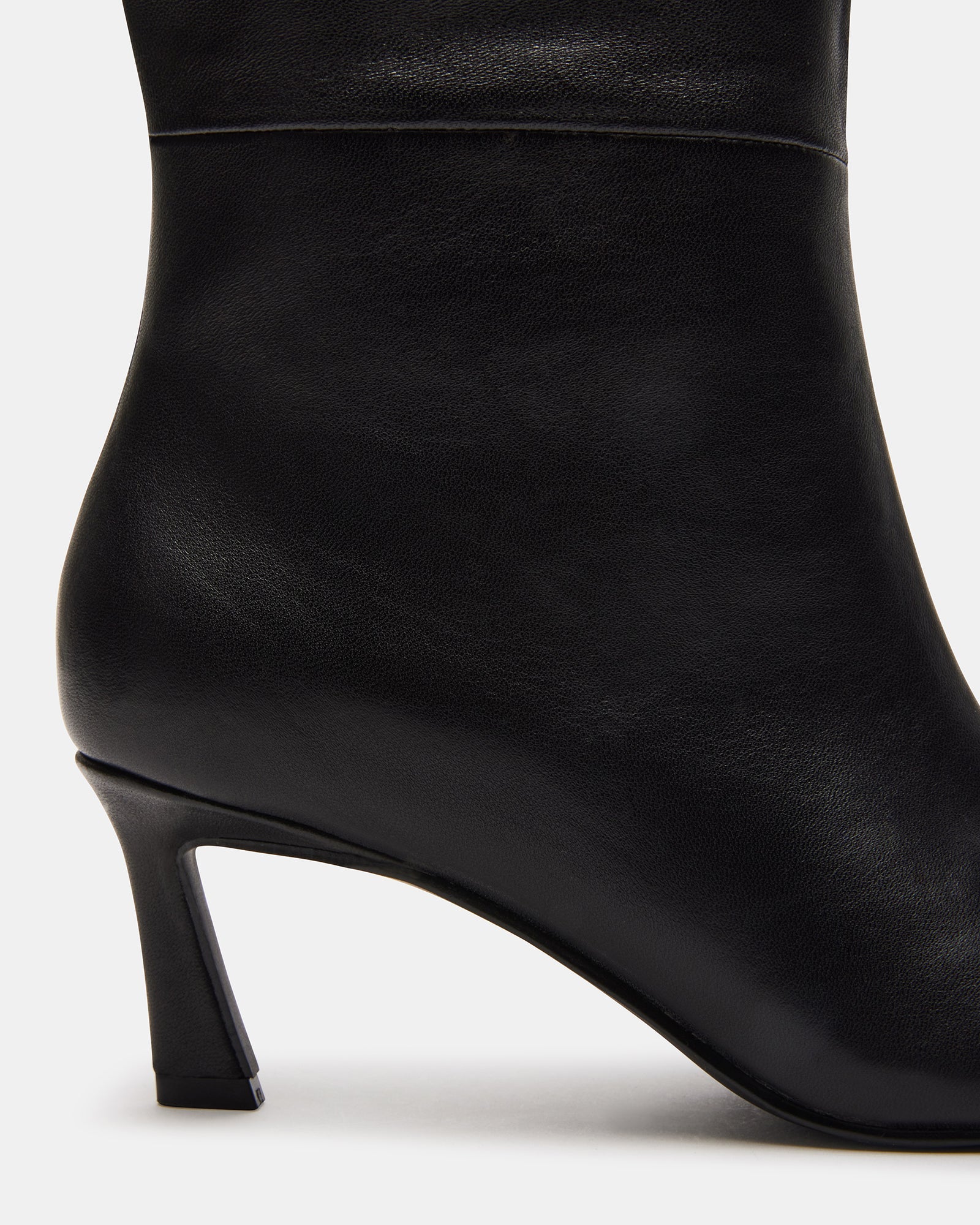 LAVAN BLACK LEATHER - Women's Shoes - Steve Madden Canada