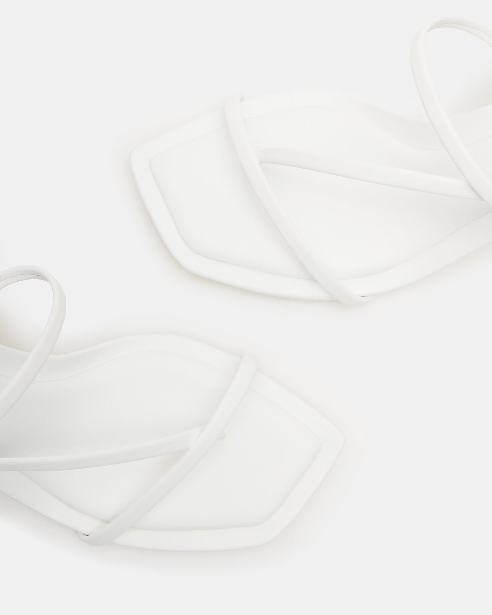LOCKE WHITE - Women's Shoes - Steve Madden Canada