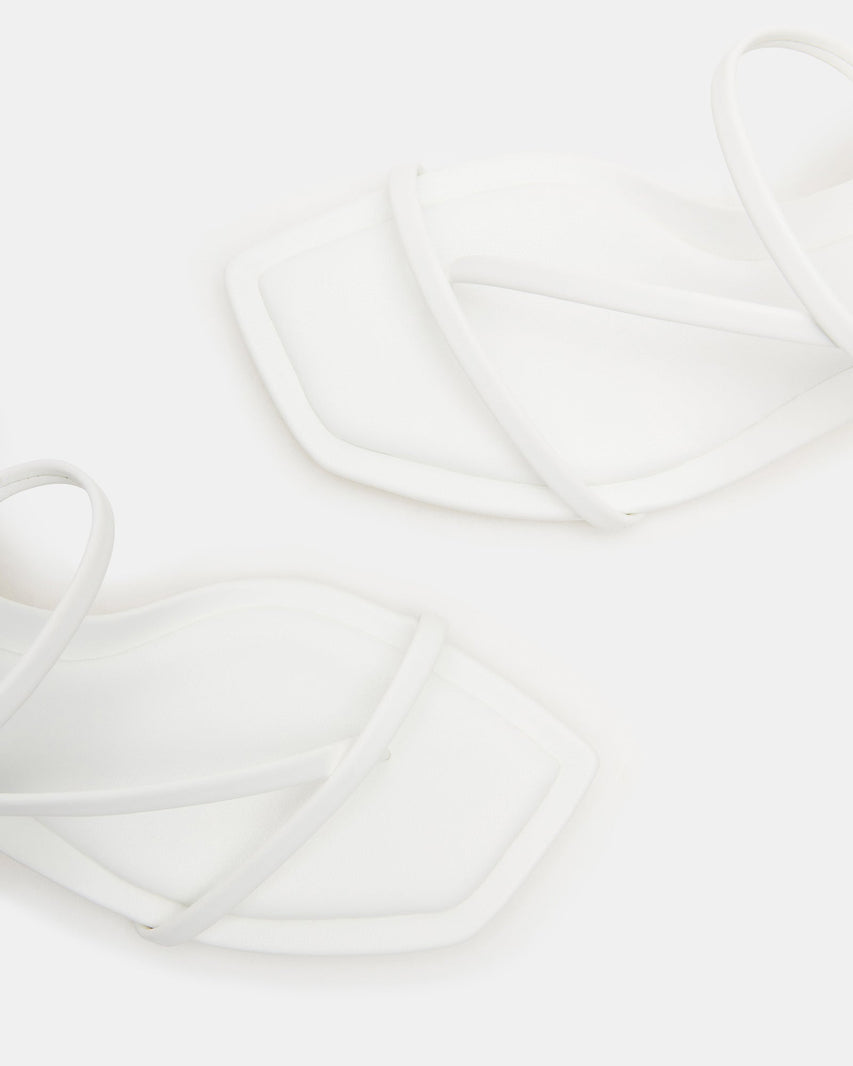 LOCKE WHITE - Women's Shoes - Steve Madden Canada