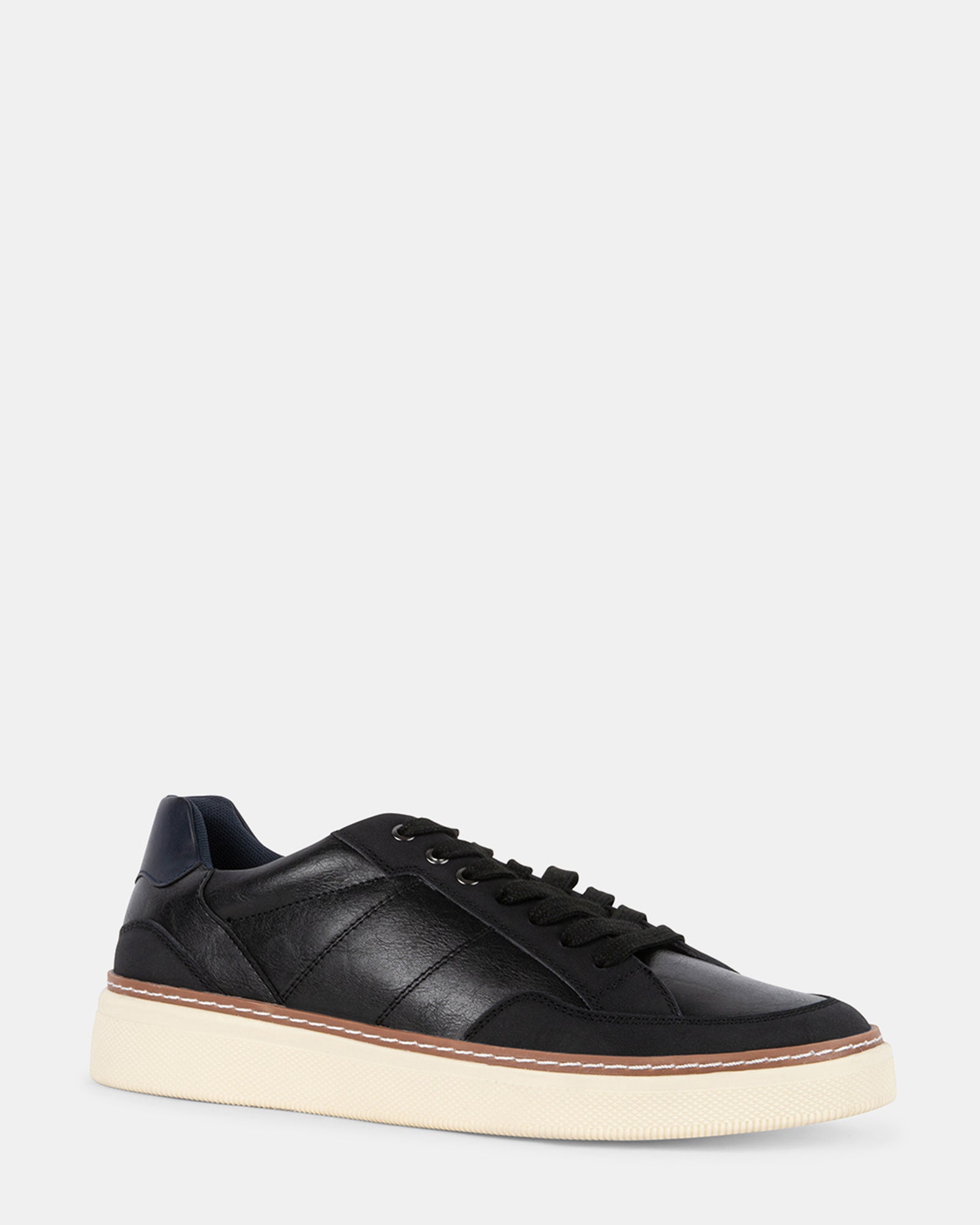 OMICRON BLACK - Men's Shoes - Steve Madden Canada