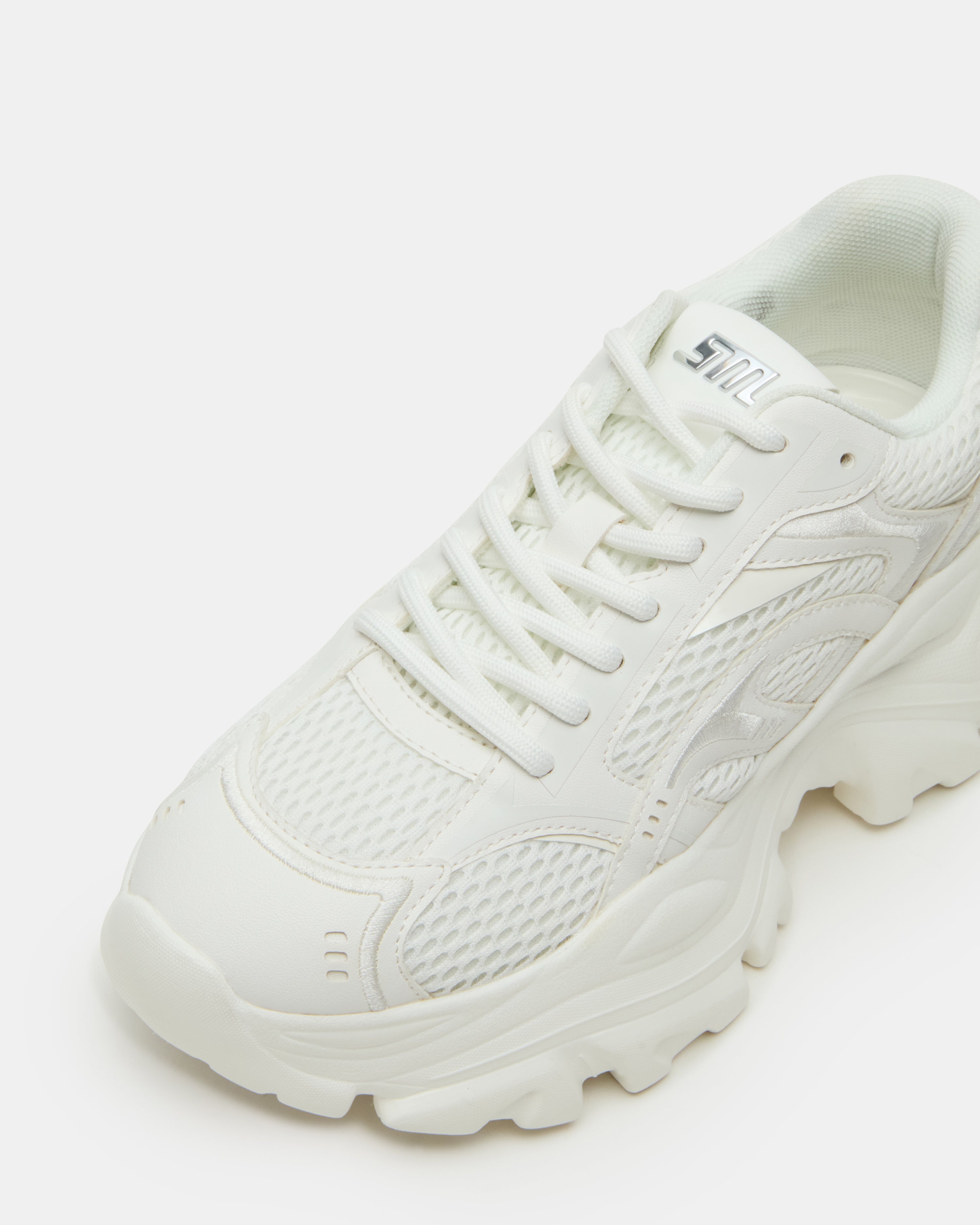 RAFTUS WHITE - Women's Shoes - Steve Madden Canada