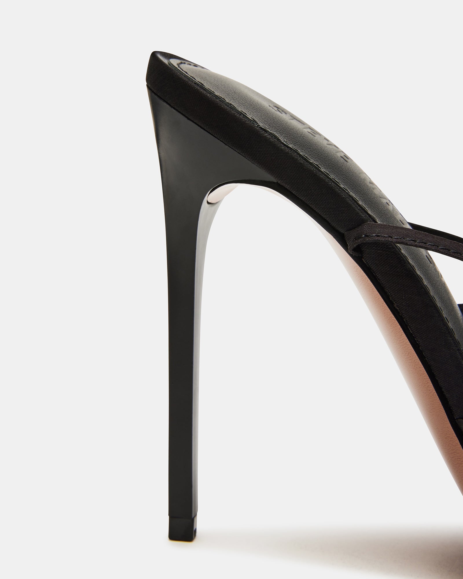 SARABELL BLACK - Women's Shoes - Steve Madden Canada