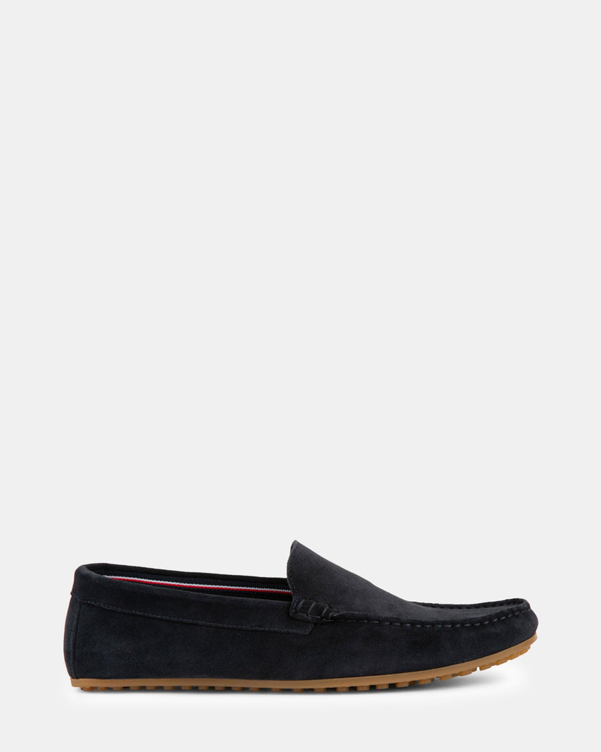 SILASSS NAVY SUEDE - Men's Shoes - Steve Madden Canada