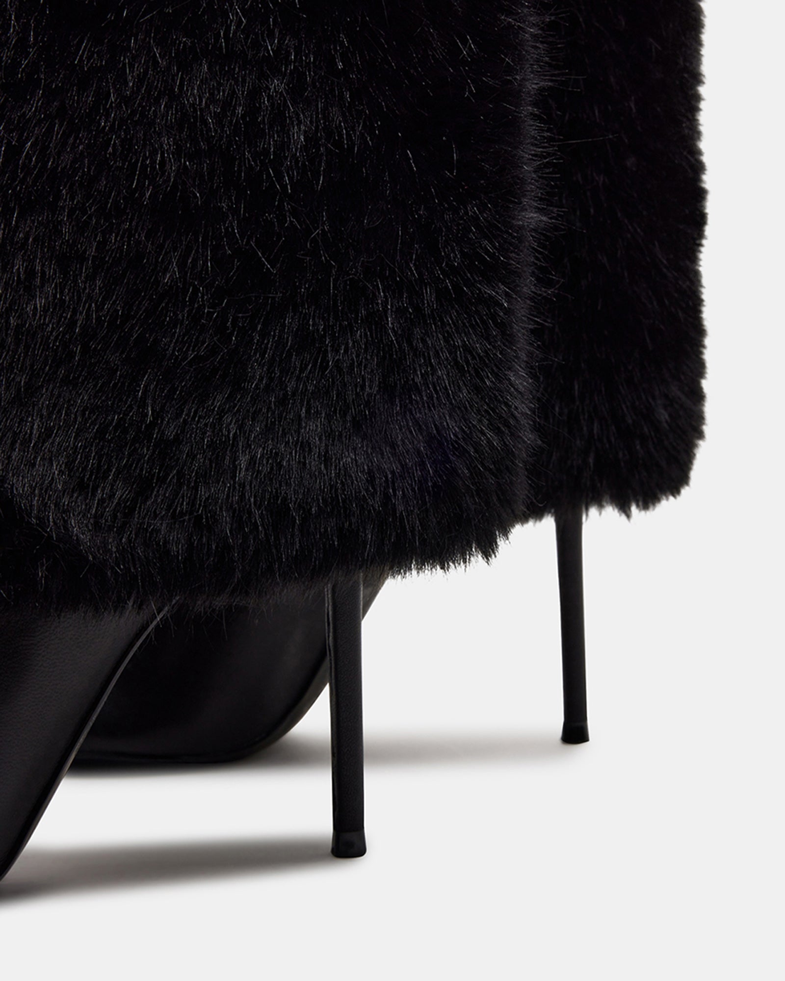 SMITH-F BLACK - Women's Shoes - Steve Madden Canada