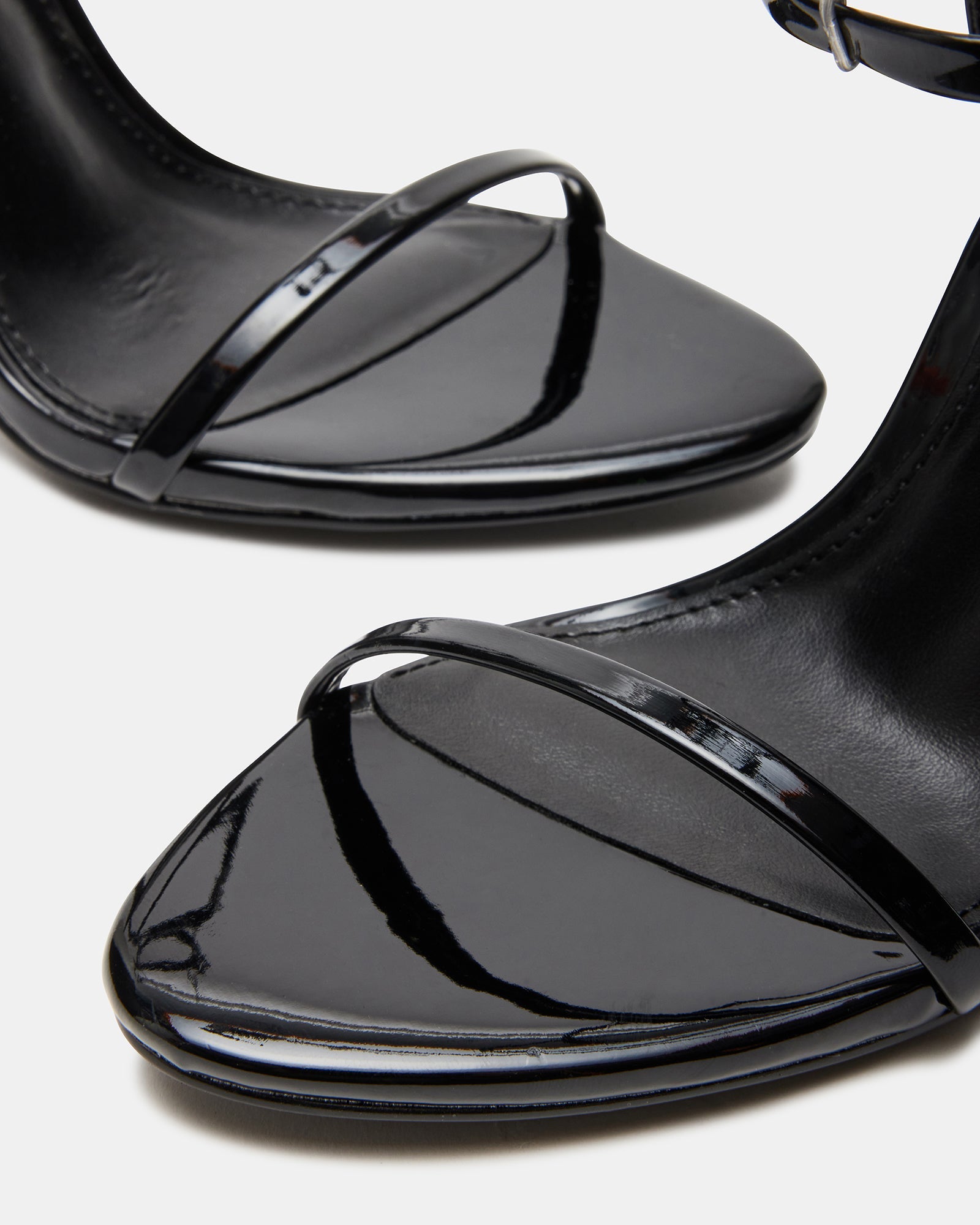 THERESA BLACK PATENT - Women's Shoes - Steve Madden Canada