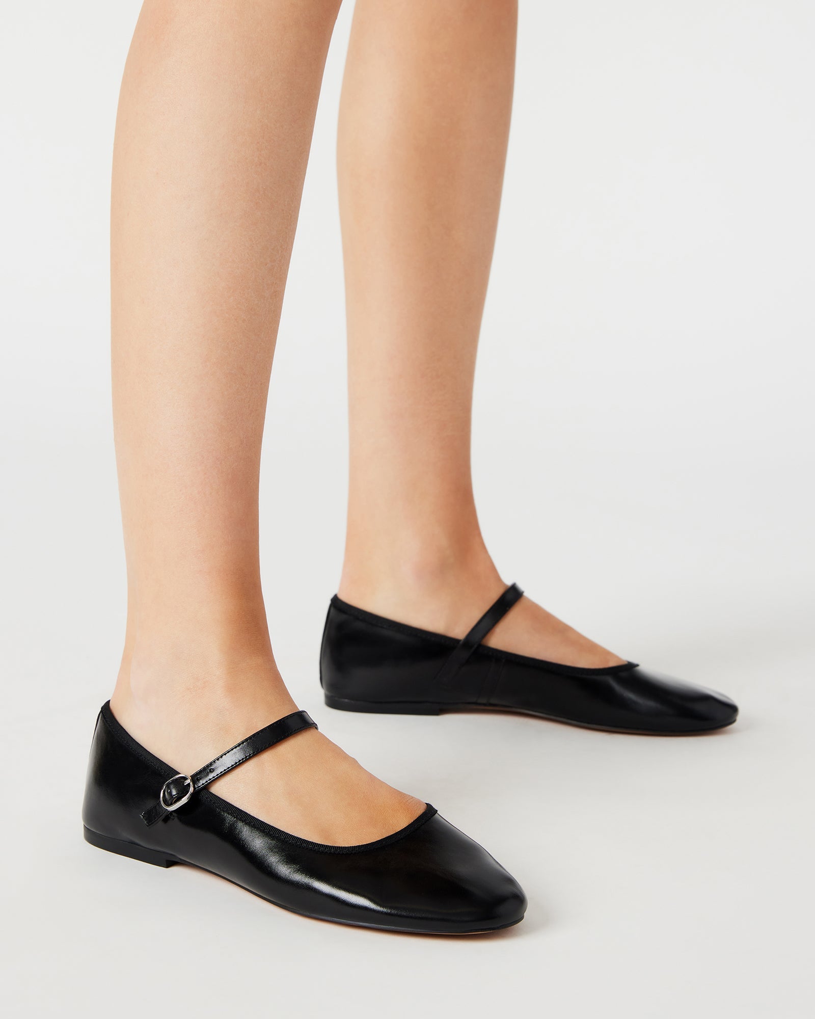 VINETTA BLACK LEATHER - Women's Shoes - Steve Madden Canada