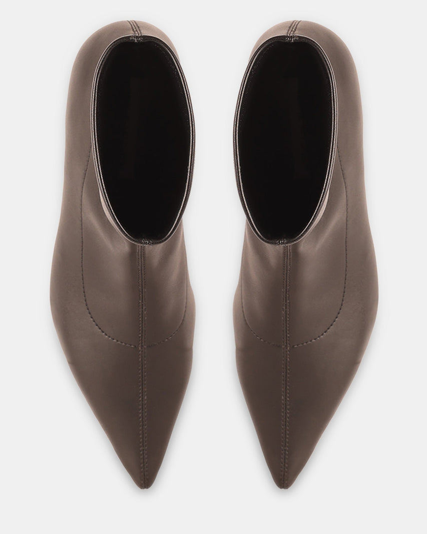 EDGEE BLACK - Women's Shoes - Steve Madden Canada