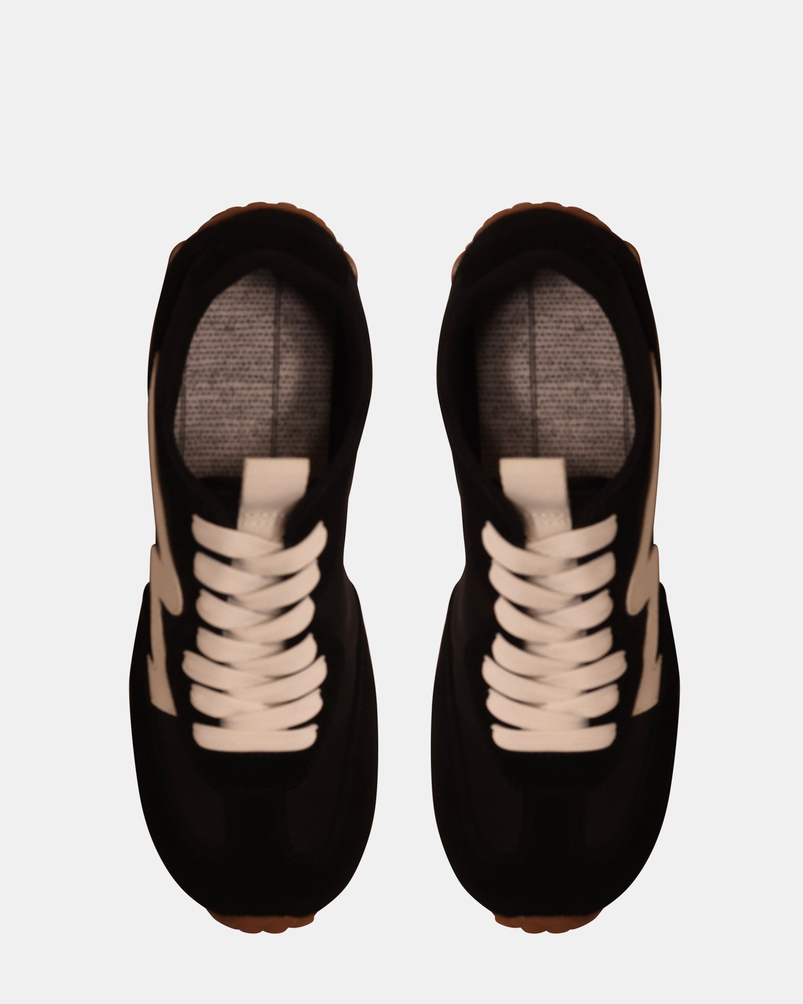 CASPER BLACK WHITE - Women's Shoes - Steve Madden Canada