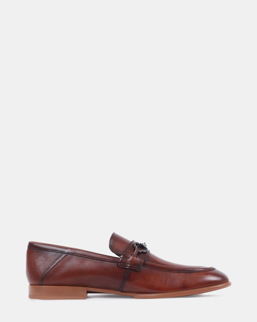 SWAZZEY TAN LEATHER