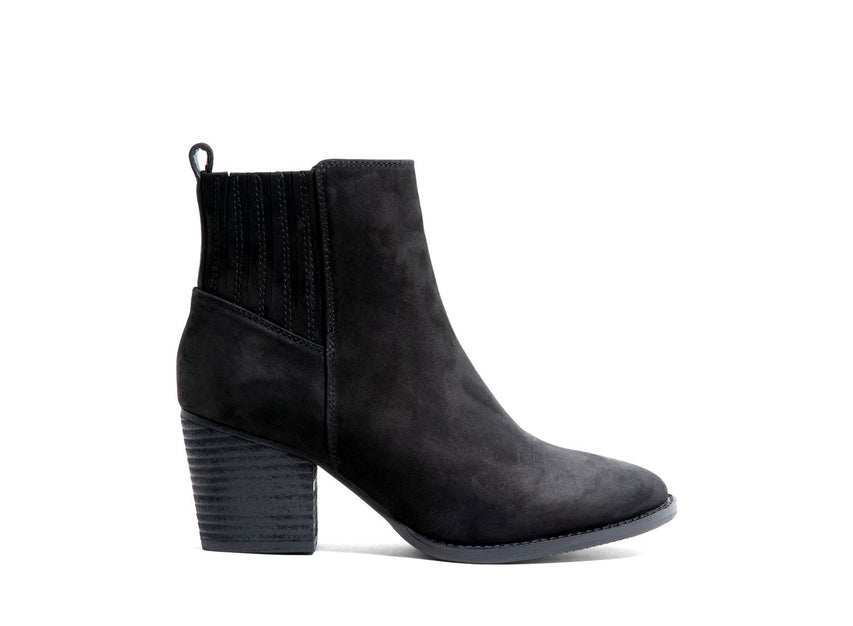 NIKII BLACK NUBUCK - Shoes - Steve Madden Canada