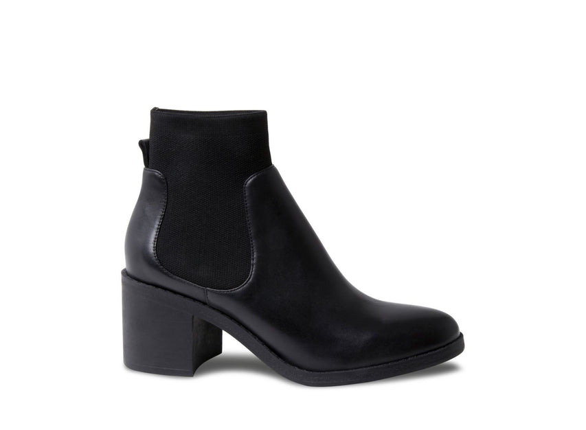 ERICA BLACK LEATHER - Shoes - Steve Madden Canada