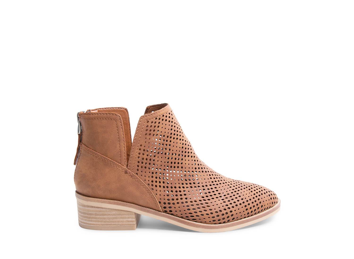 FLOURISH TAN - Shoes - Steve Madden Canada