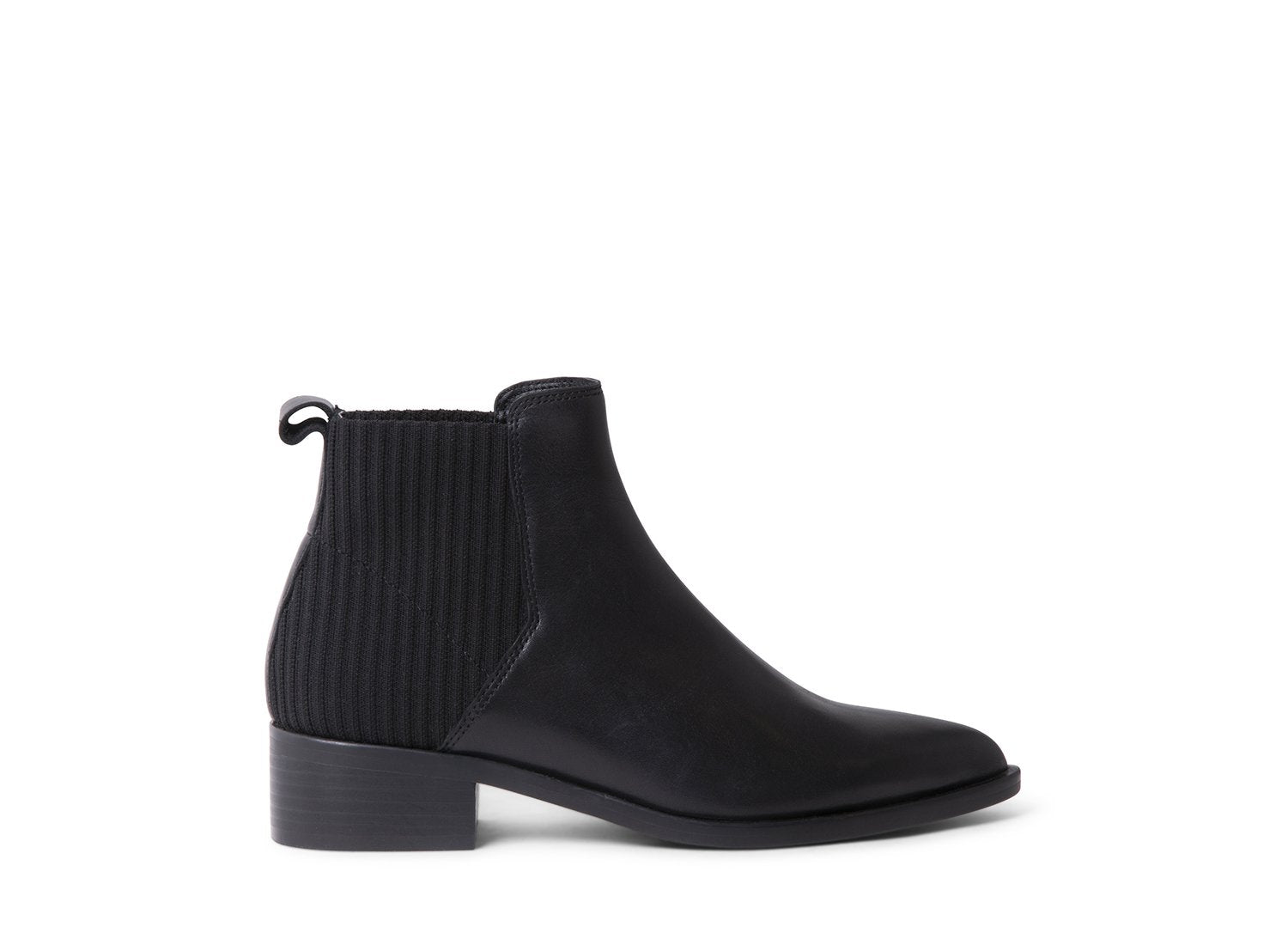 JINGLE BLACK LEATHER - Shoes - Steve Madden Canada