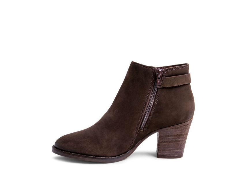 MADDYY BROWN NUBUCK - Shoes - Steve Madden Canada