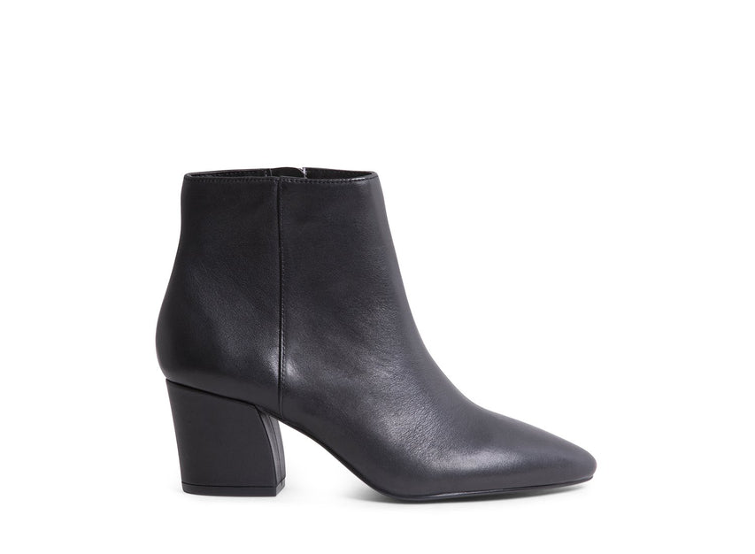MISSIE BLACK LEATHER - Shoes - Steve Madden Canada