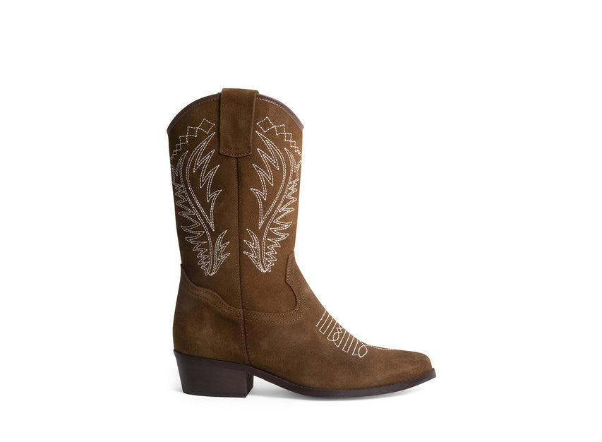 DAKKOTAA TAN SUEDE - Shoes - Steve Madden Canada
