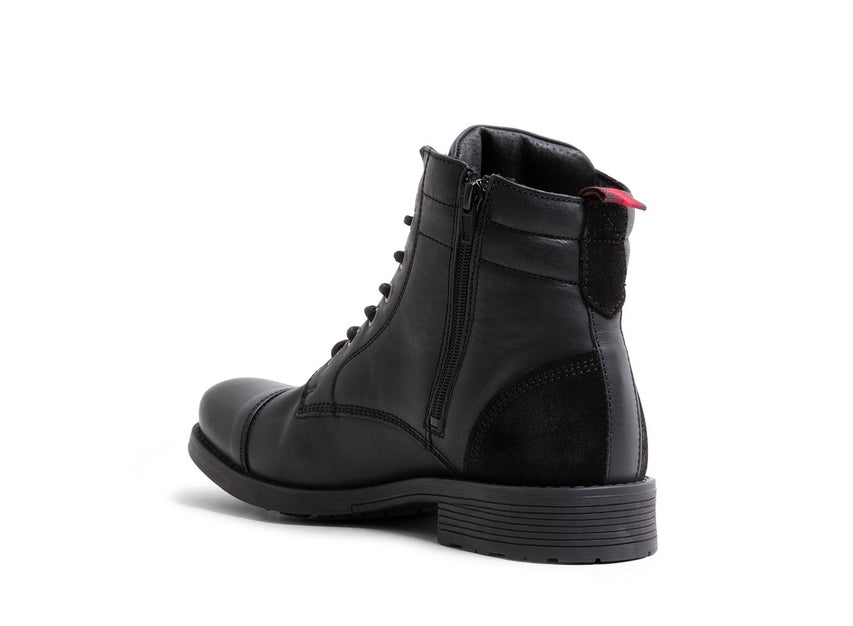 UPWOOD BLACK LEATHER - Shoes - Steve Madden Canada
