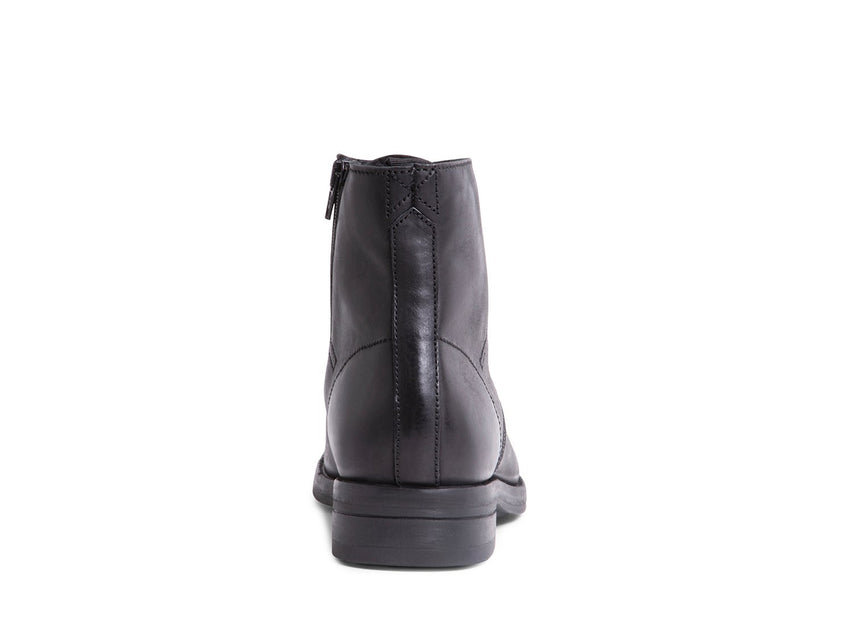 URRUTTI BLACK LEATHER - Shoes - Steve Madden Canada