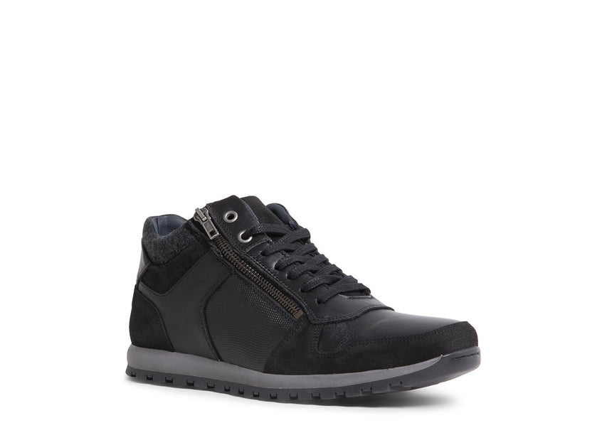 WILDURR BLACK LEATHER - Shoes - Steve Madden Canada