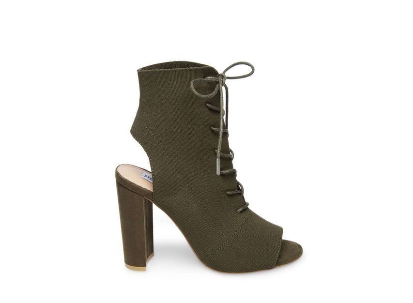 CAPTURE GREEN - Shoes - Steve Madden Canada